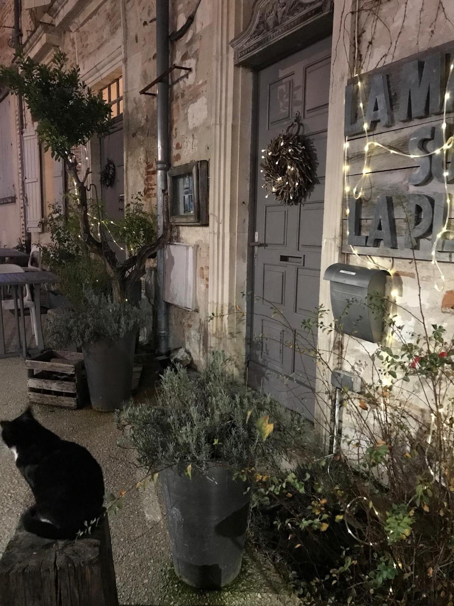 La Maison Sur La Place Penne-dʼAgenais Pokoj fotografie
